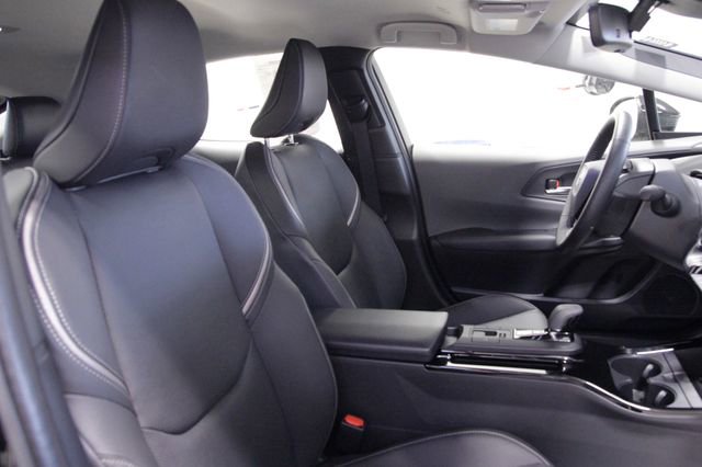 Used 2024 Toyota Prius XLE image 12
