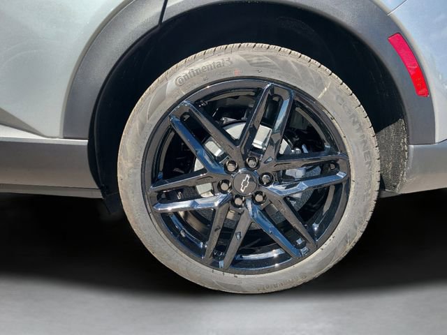 New 2026 Chevrolet Equinox EV LT image 12