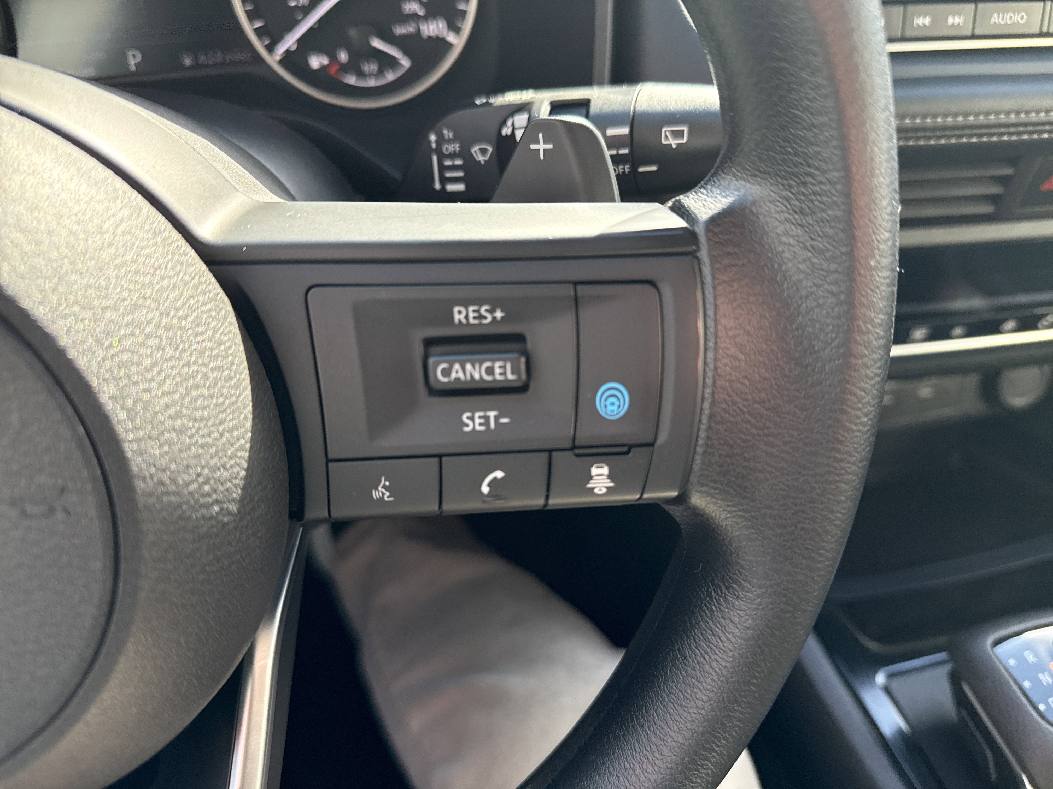 Certified 2024 Nissan Rogue SV AWD/4WD image 22