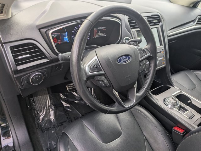 Used 2018 Ford Fusion Titanium AWD/4WD image 10