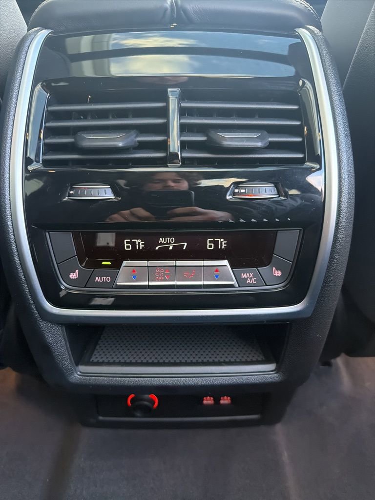 New 2026 BMW X7 M60i image 27