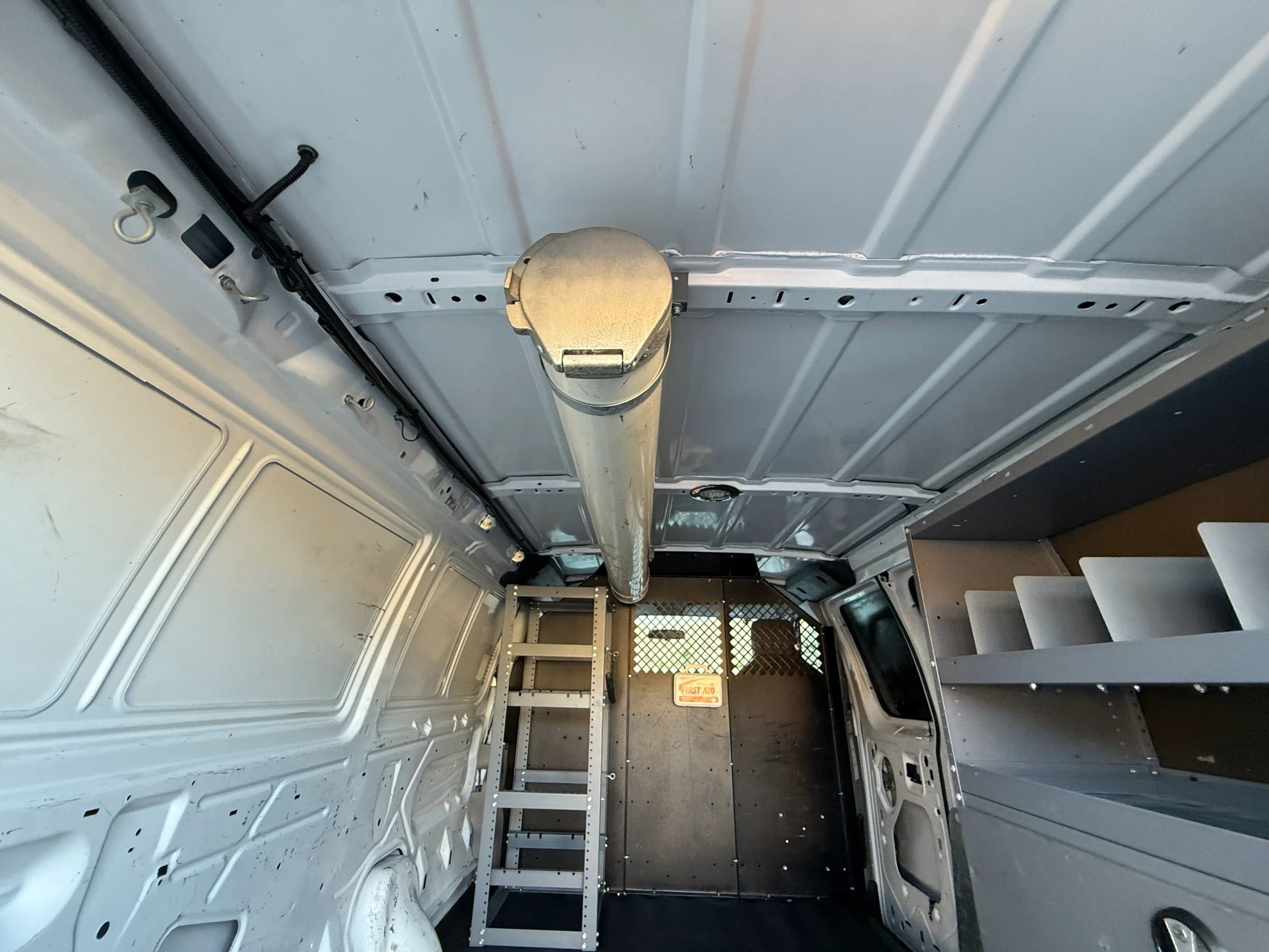 Used 2014 Ford E-150 and Econoline 150 w/ Power Group image 23