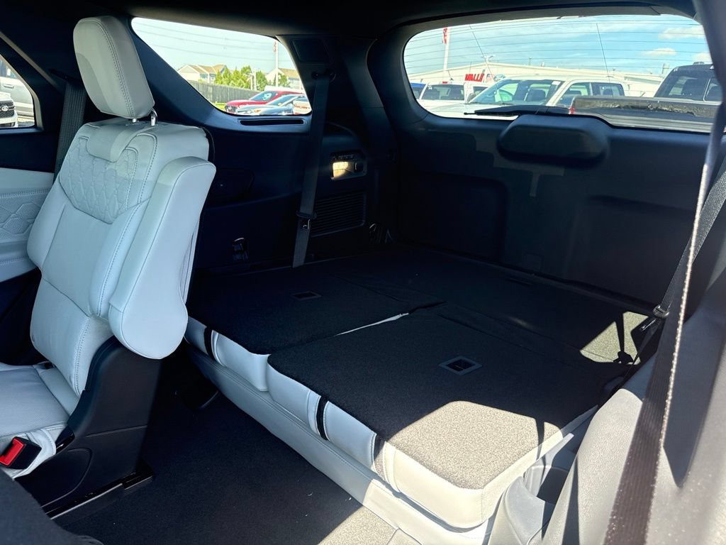 New 2027 Ford Explorer Platinum w/ LUX Leather Package AWD/4WD image 31