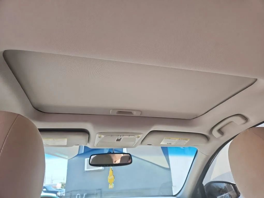 Used 2015 Nissan Altima 2.5 SV image 8