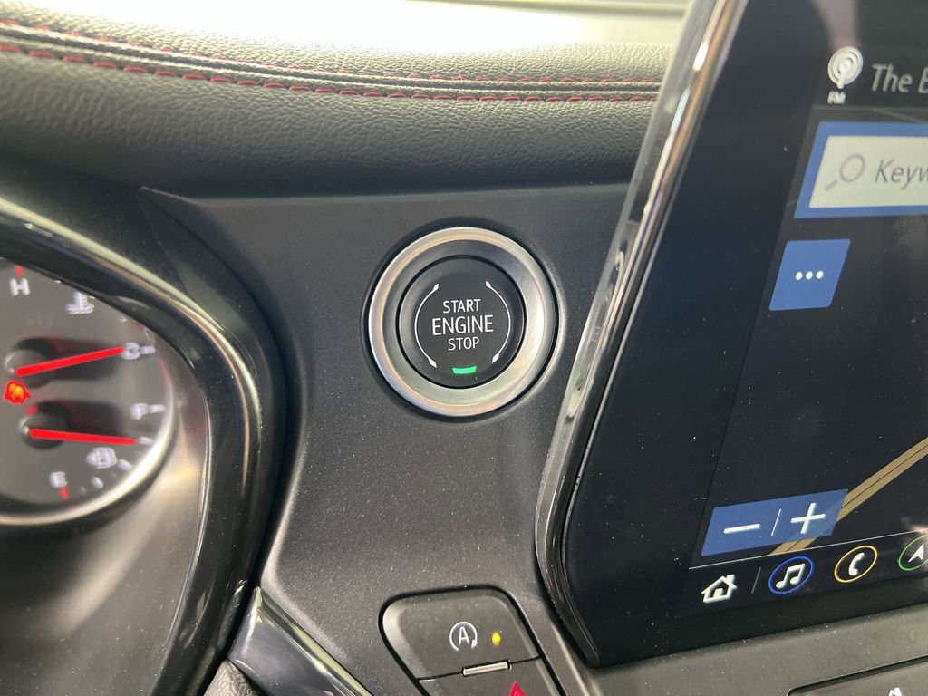 Used 2025 Chevrolet Blazer RS w/ Enhanced Convenience Package AWD/4WD image 18