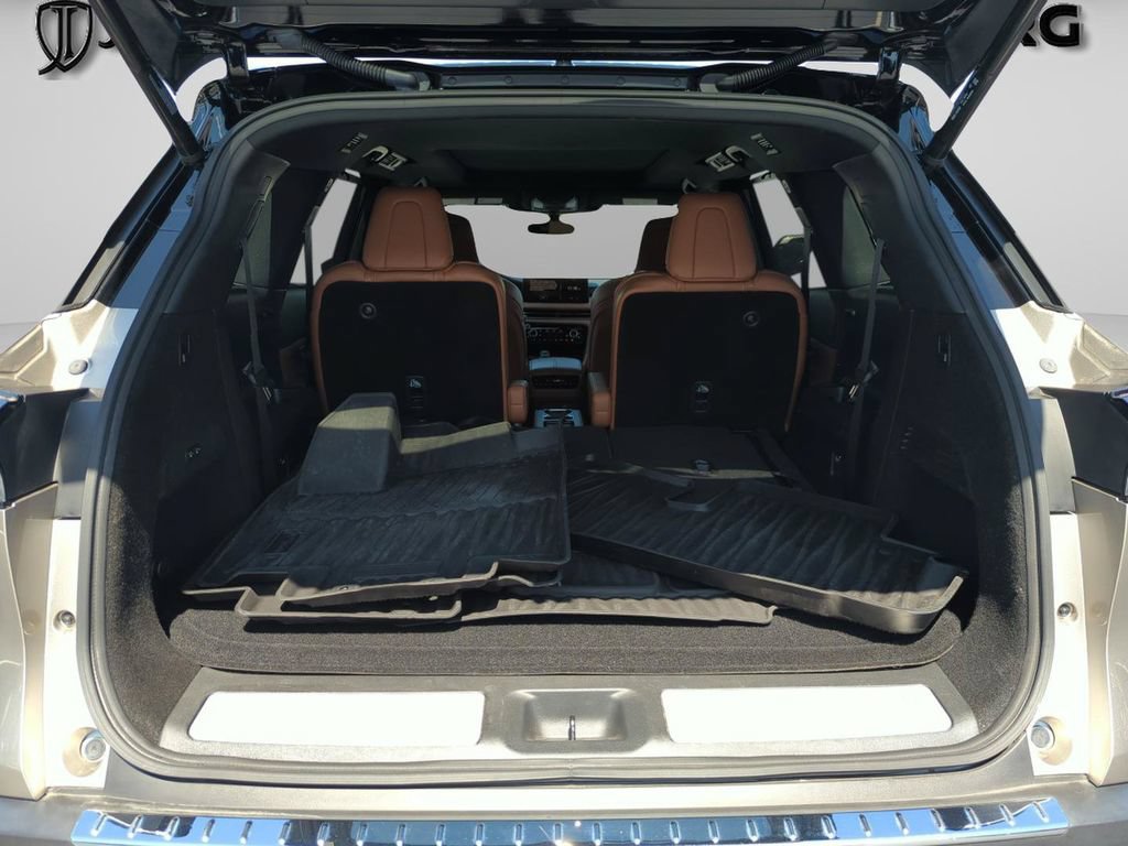 Used 2023 INFINITI QX60 Autograph w/ Cargo Package AWD/4WD image 17