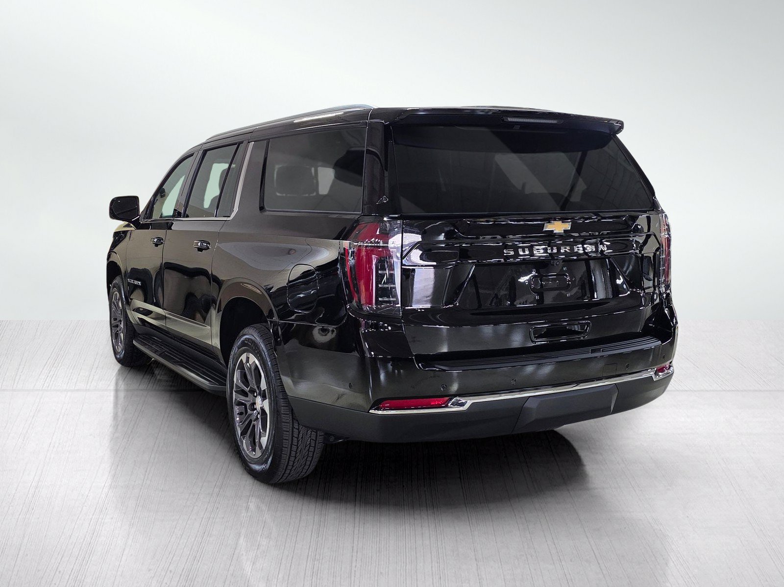 New 2027 Chevrolet Suburban LS RWD image 5