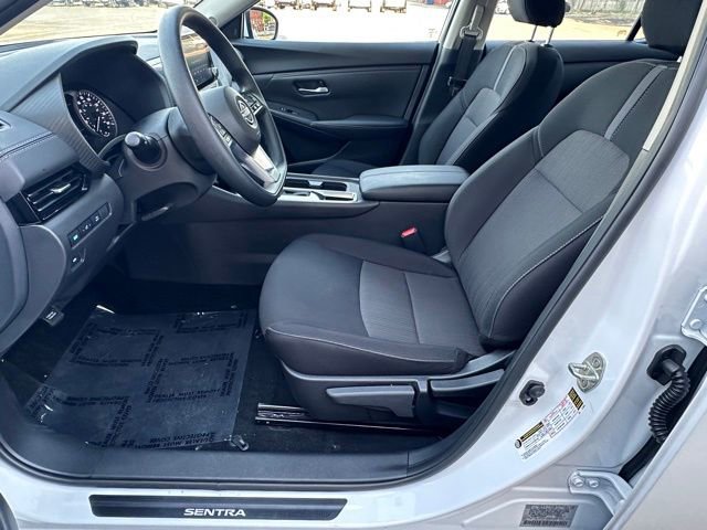 Certified 2025 Nissan Sentra SV FWD image 21