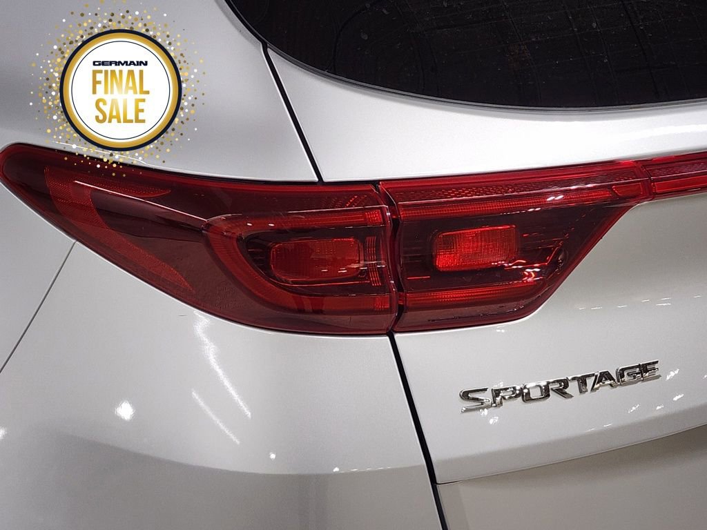 Used 2022 Kia Sportage LX image 13