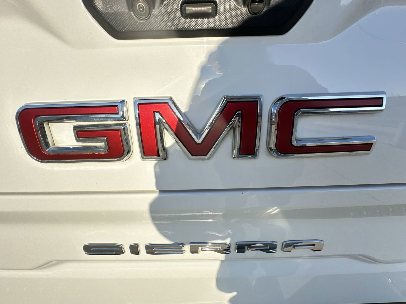 Used 2022 GMC Sierra 1500 SLT w/ SLT Premium Plus Package AWD/4WD image 31