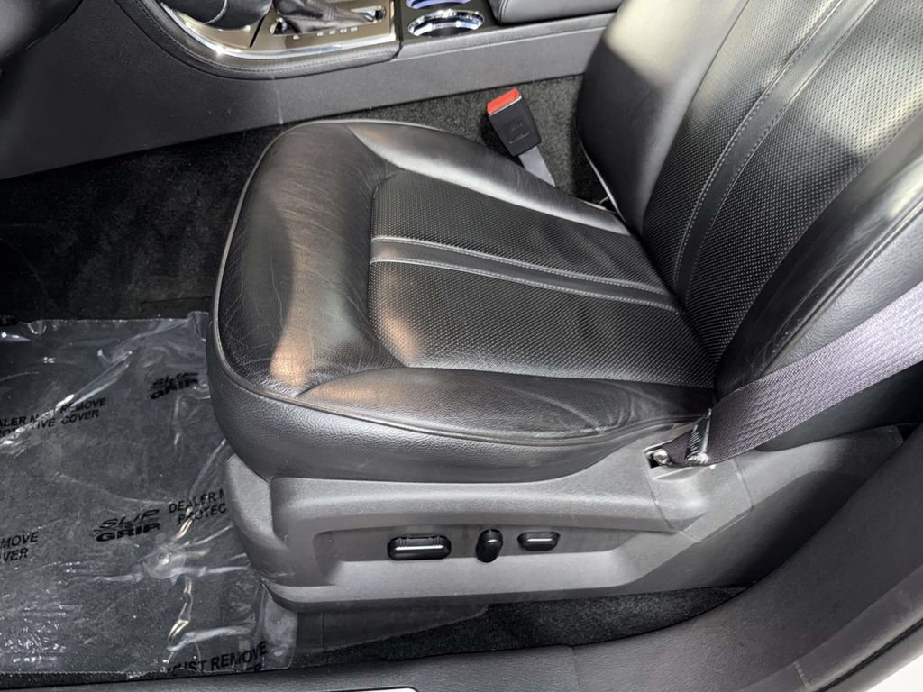 Used 2014 Lincoln MKX AWD w/ Equipment Group 102A image 3