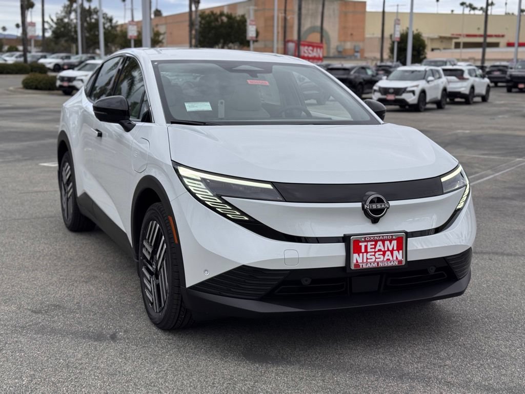 New 2026 Nissan Leaf SV+ w/ Illuminated Package FWD video 2
