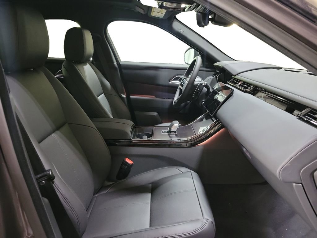 New 2026 Land Rover Range Rover Velar Dynamic SE image 29
