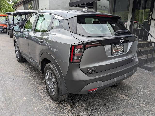 Used 2025 Nissan Kicks S AWD/4WD image 3