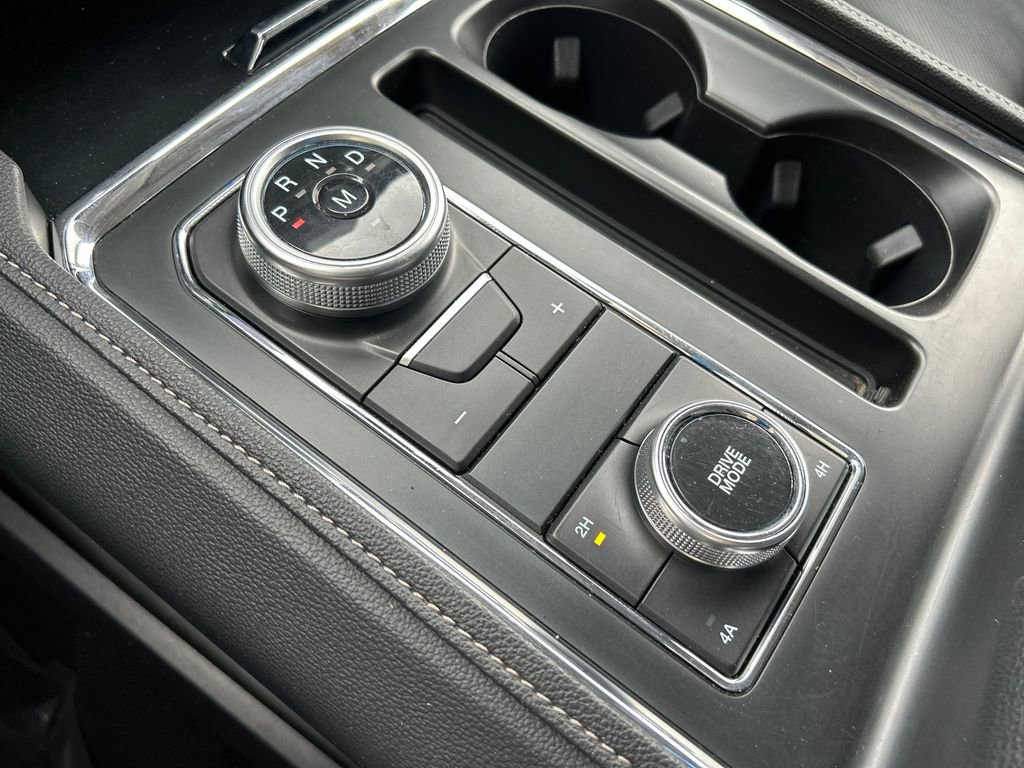 Used 2024 Ford Expedition XLT AWD/4WD image 21