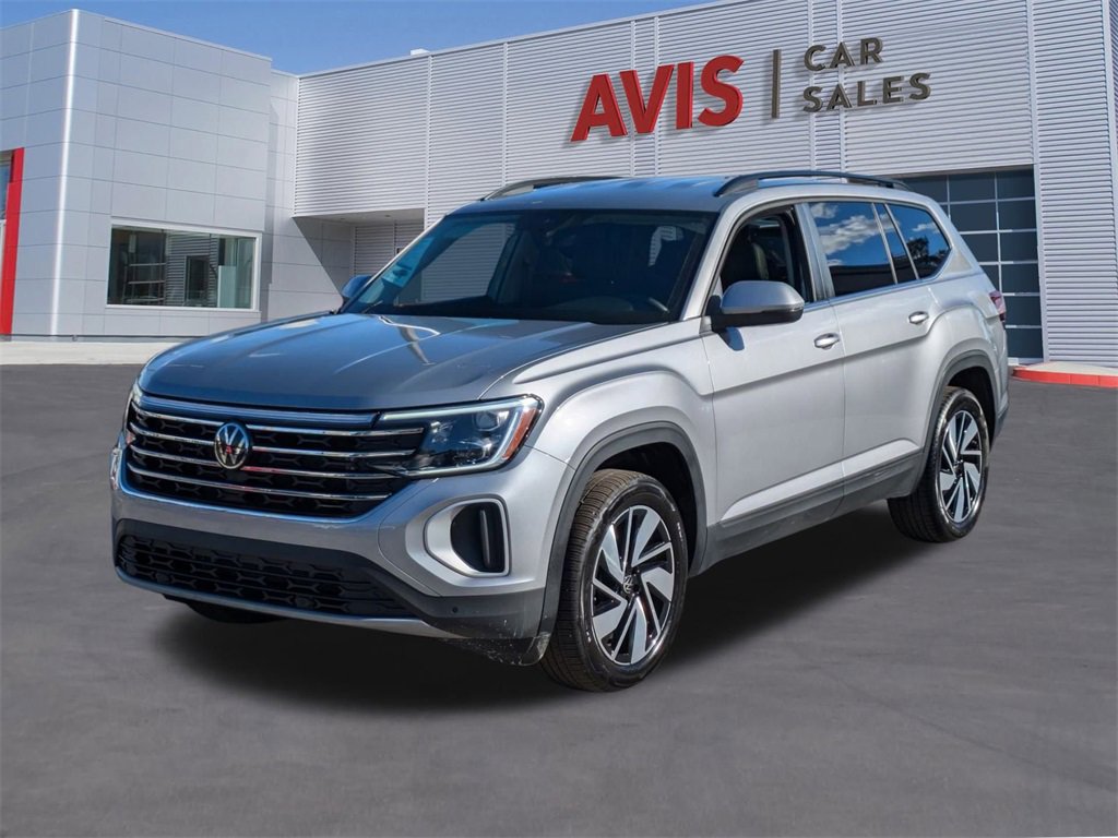 Used 2025 Volkswagen Atlas SE image 1