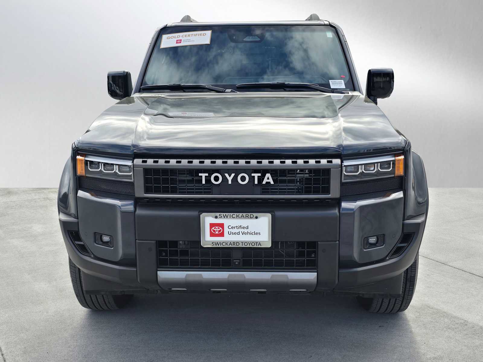 Used 2025 Toyota Land Cruiser image 8