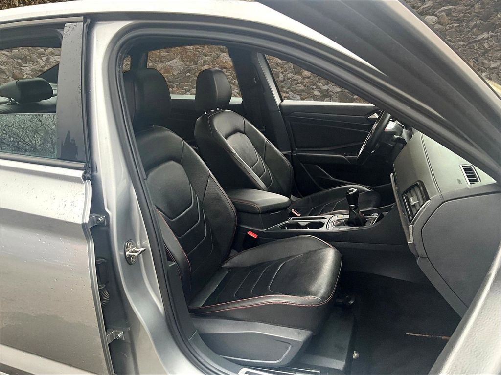 Used 2021 Volkswagen Jetta GLI Autobahn image 7