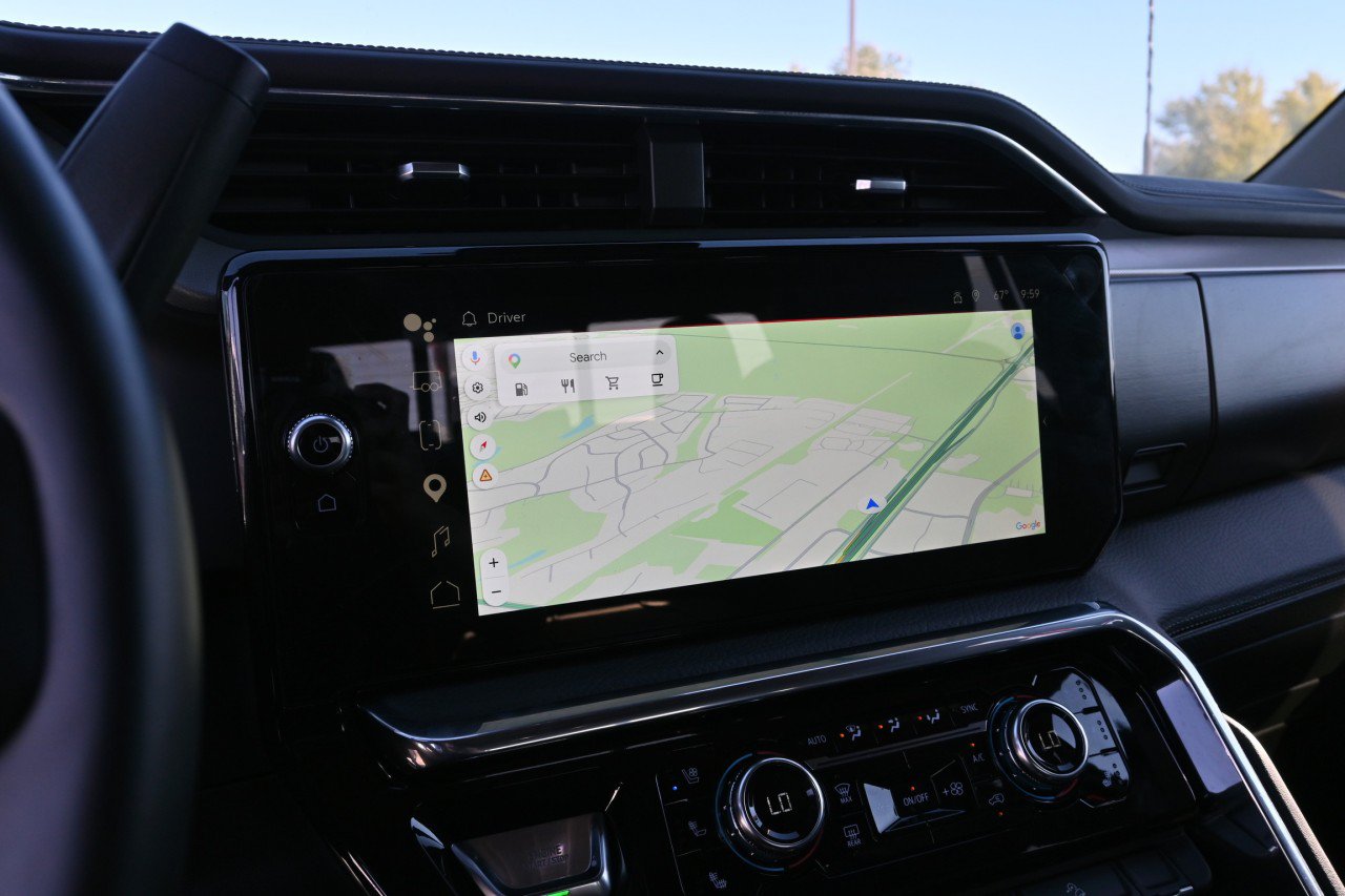 Certified 2025 GMC Sierra 2500 Denali AWD/4WD image 12