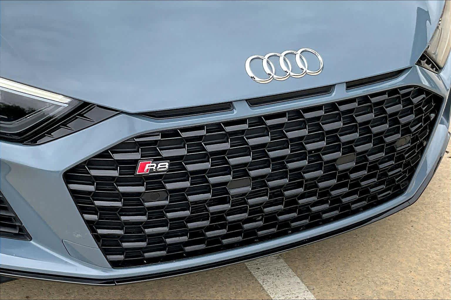 Used 2023 Audi R8 V10 performance w/ Dynamic Package RWD image 30