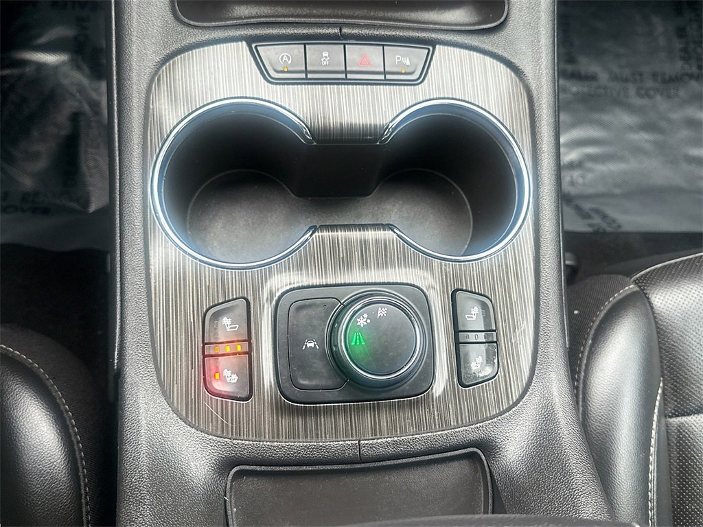 Used 2022 GMC Acadia SLT image 21