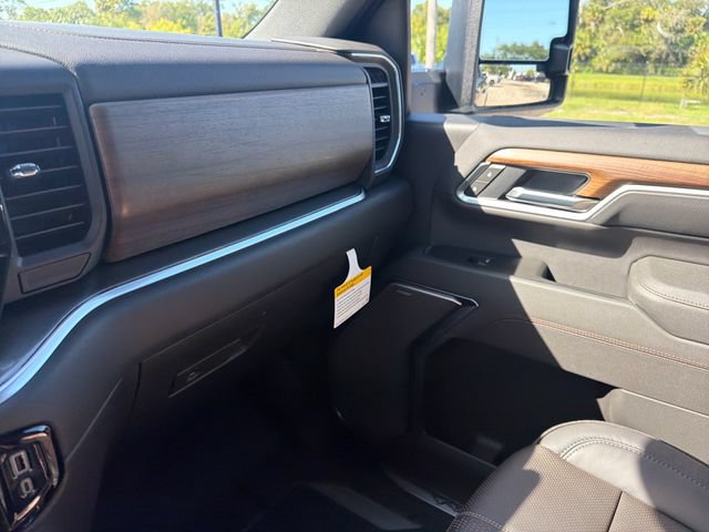 New 2026 Chevrolet Silverado 2500 High Country w/ Midnight Edition AWD/4WD image 32