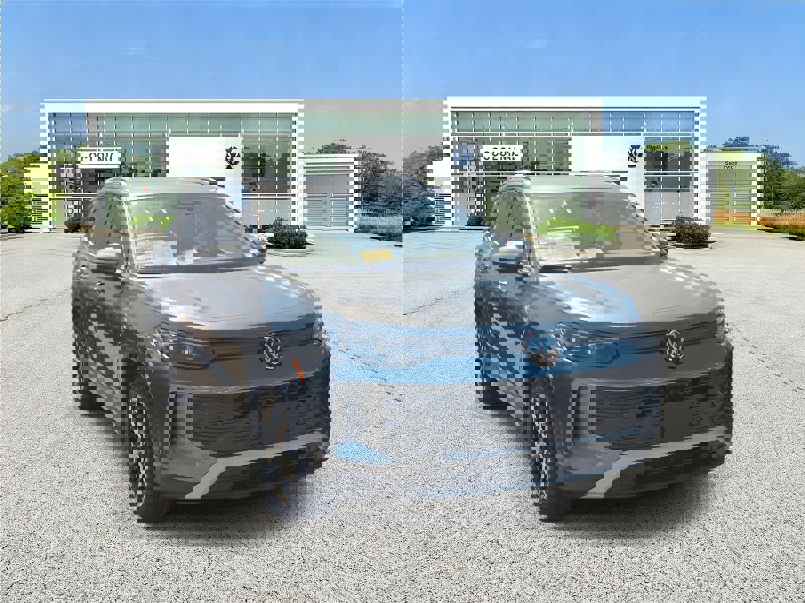 New 2026 Volkswagen Tiguan SE AWD/4WD image 3