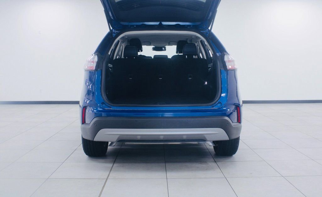 Used 2024 Ford Edge SEL image 21