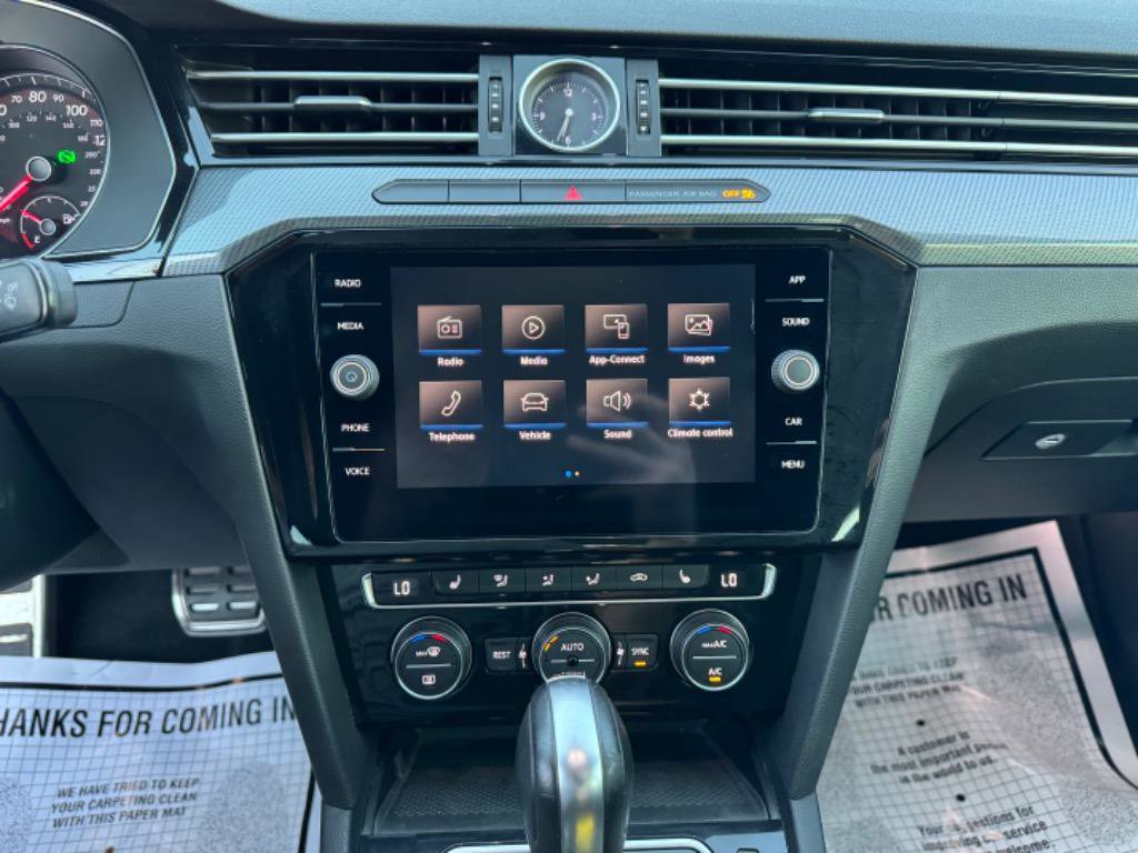 Used 2019 Volkswagen Arteon SE FWD image 18