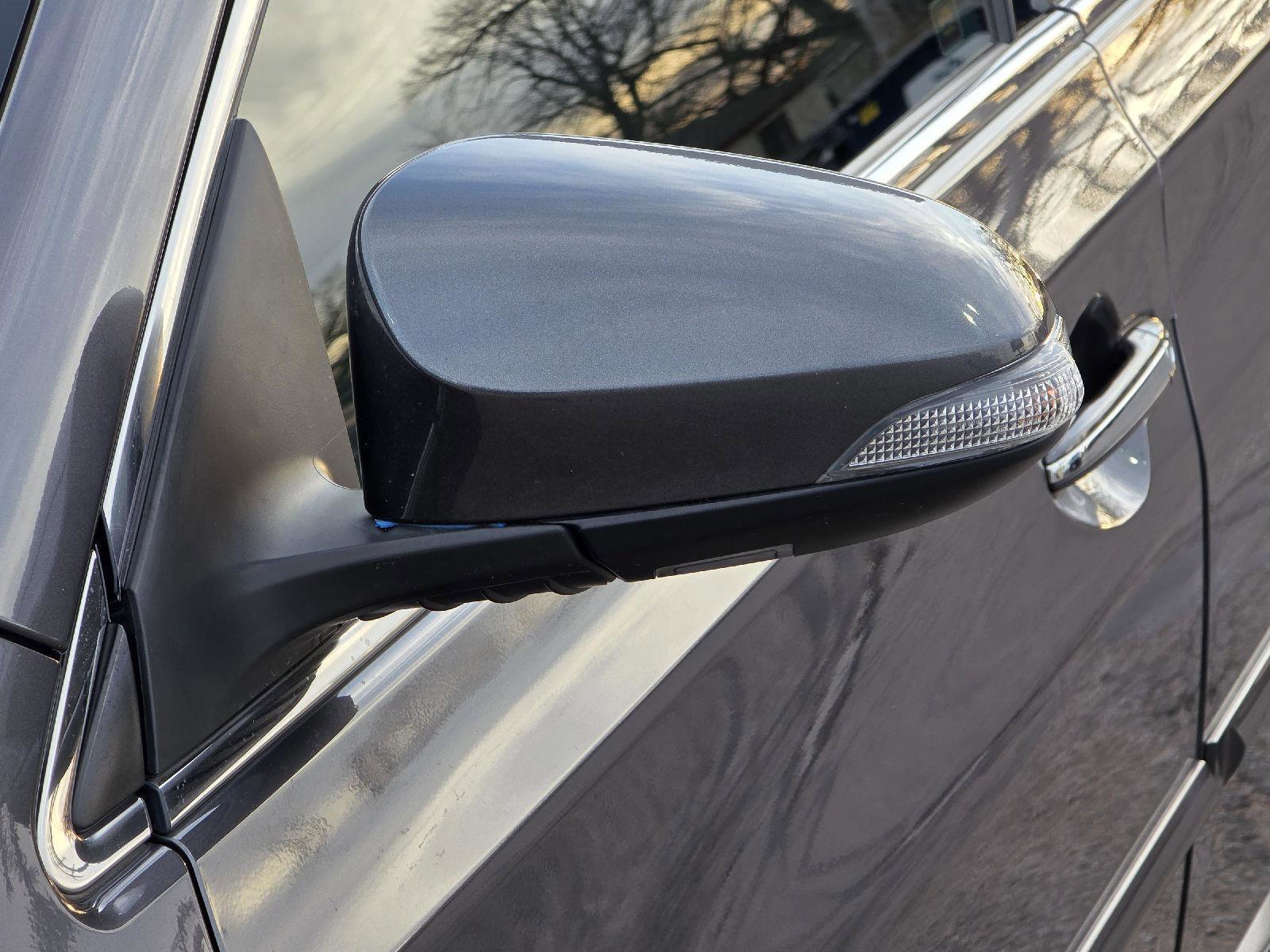 Used 2018 Toyota Avalon Limited image 46