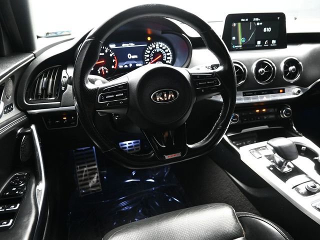 Used 2020 Kia Stinger GT2 image 14