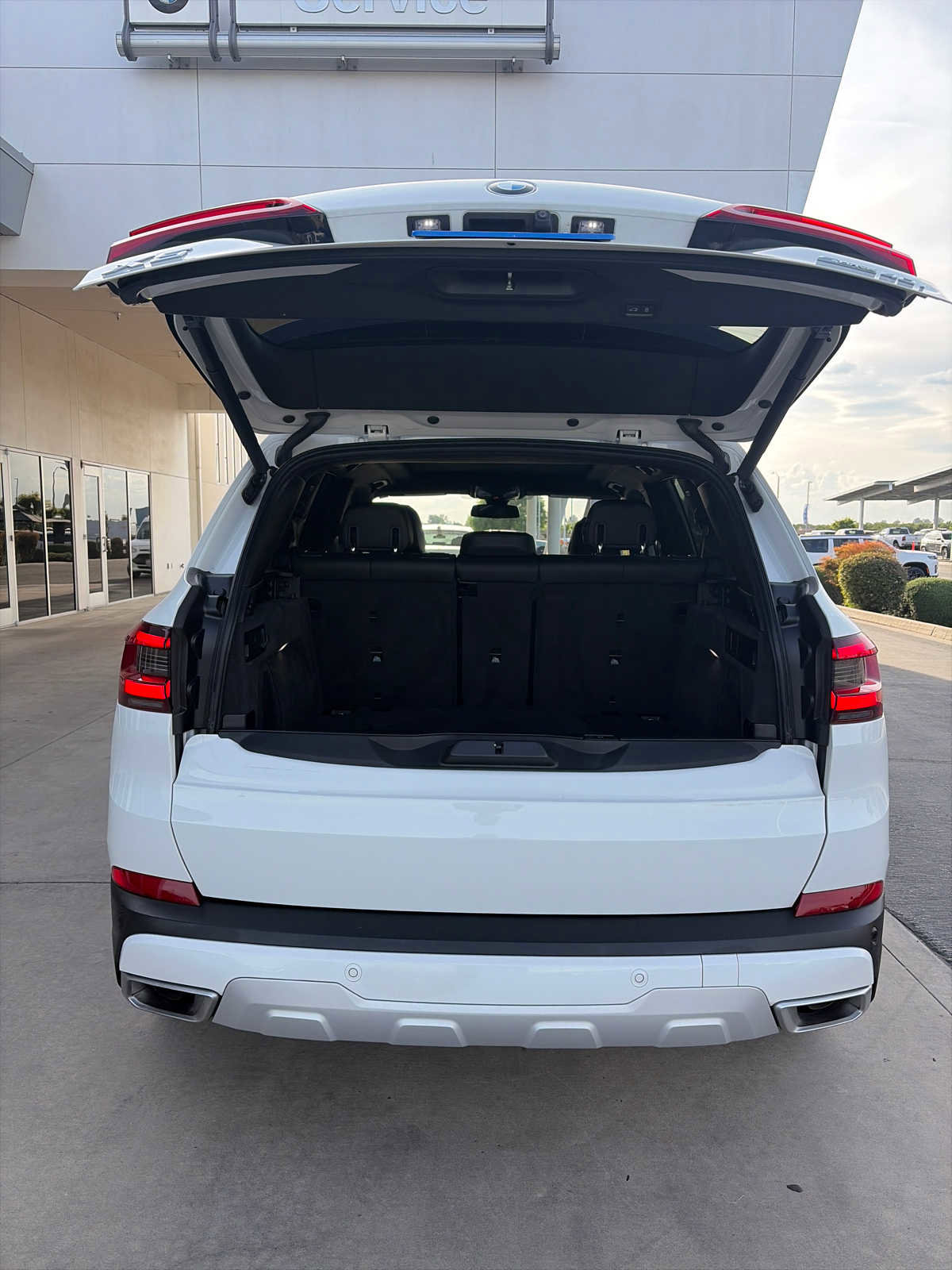 Used 2023 BMW X5 sDrive40i image 12