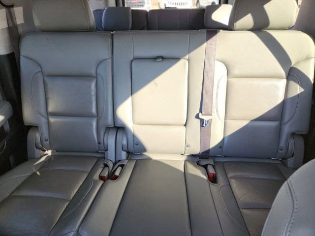 Certified 2017 Chevrolet Suburban LT AWD/4WD image 32