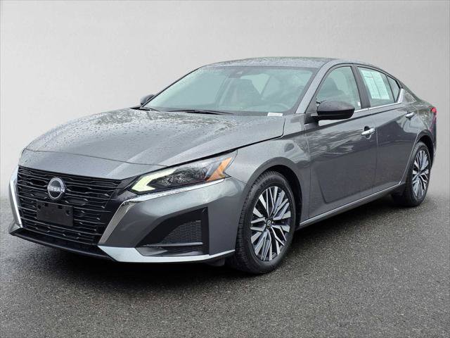 Used 2025 Nissan Altima 2.5 SV FWD image 7