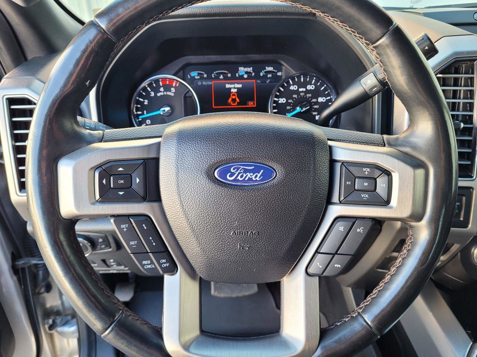 Used 2021 Ford F350 Platinum w/ FX4 Off-Road Package image 29