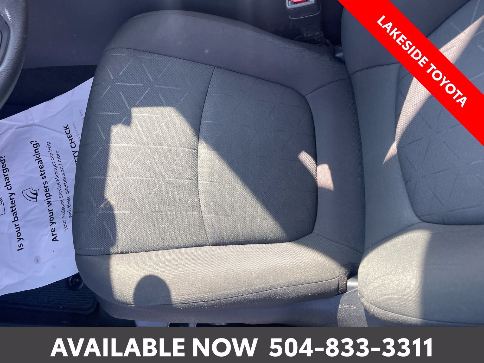 Used 2024 Toyota RAV4 XLE FWD image 28