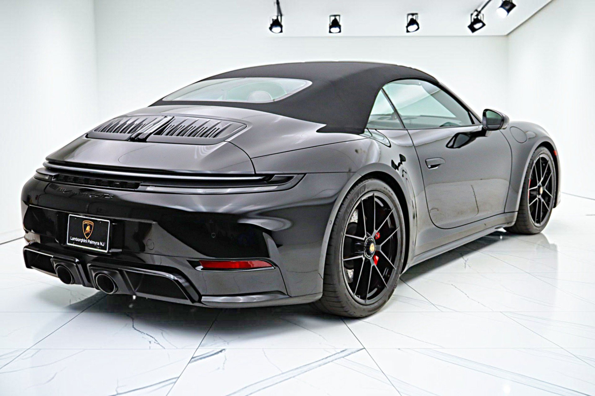 Used 2026 Porsche 911 Carrera 4 GTS AWD/4WD image 25