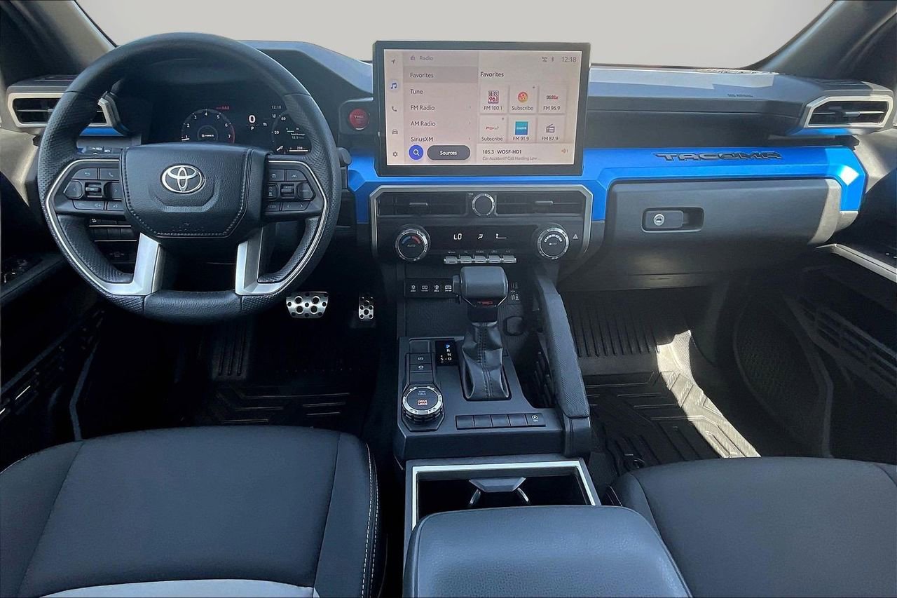 Used 2024 Toyota Tacoma TRD Sport image 16