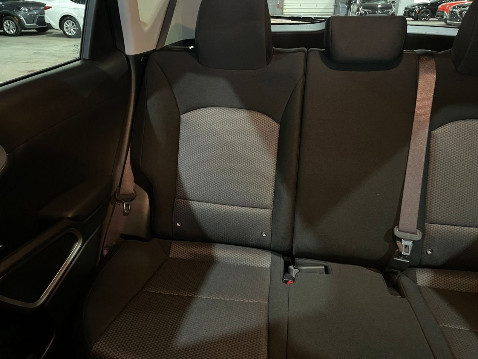 Used 2025 Kia Soul LX w/ LX Technology Package image 37