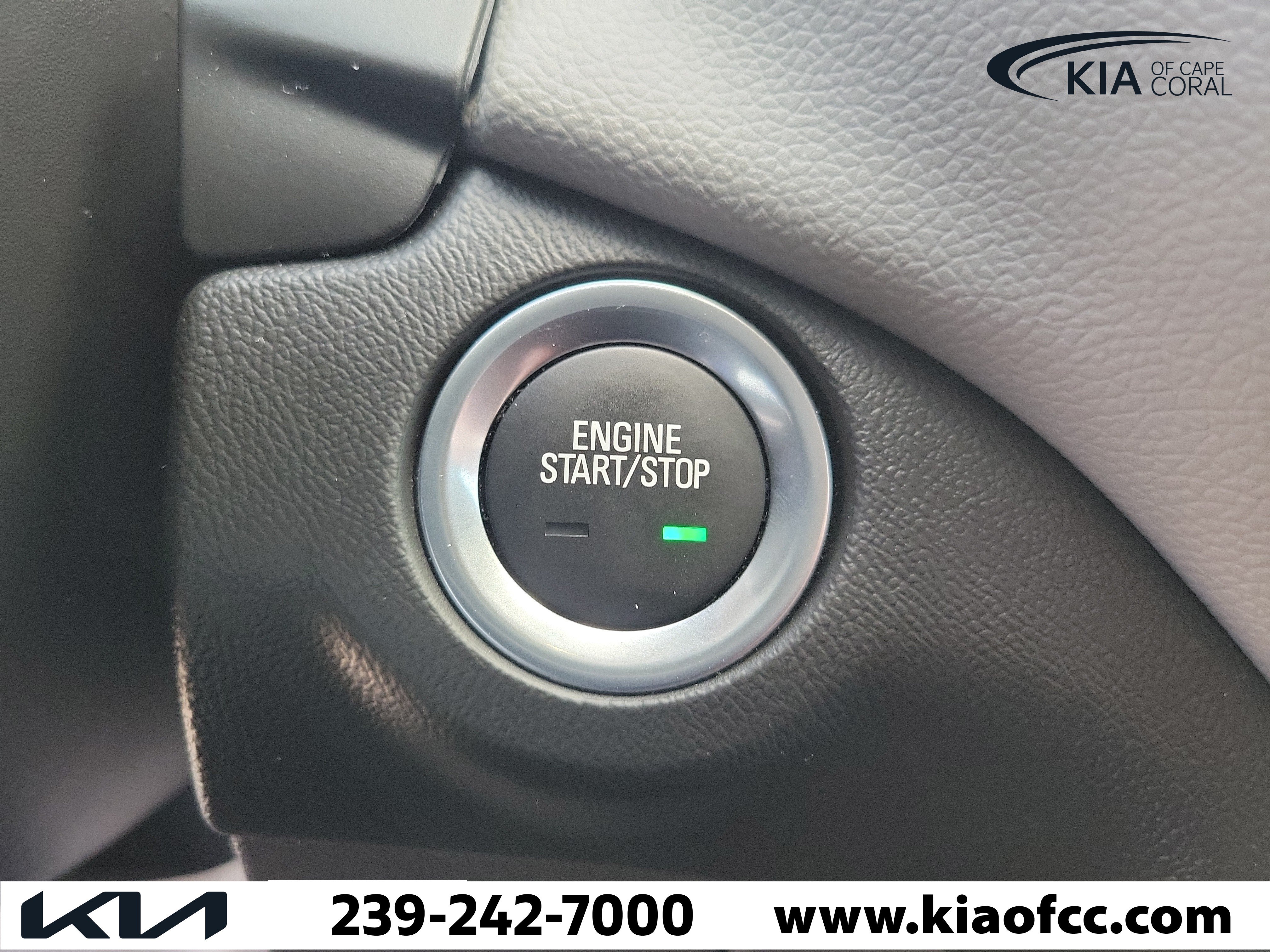 Used 2023 Chevrolet Equinox LT AWD/4WD image 30