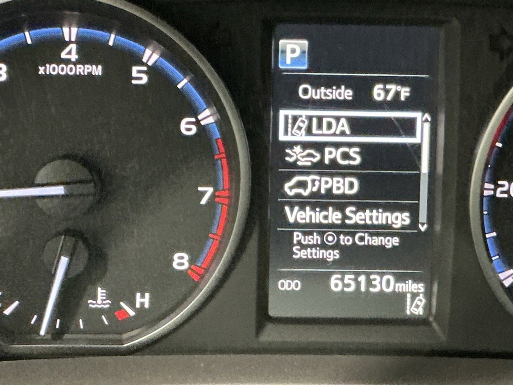 Used 2017 Toyota RAV4 XLE image 6