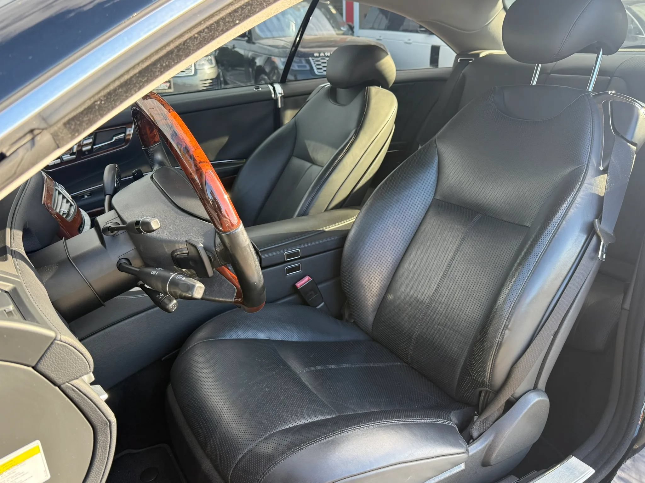 Used 2013 Mercedes-Benz CL 550 4MATIC w/ Sport Pkg image 2