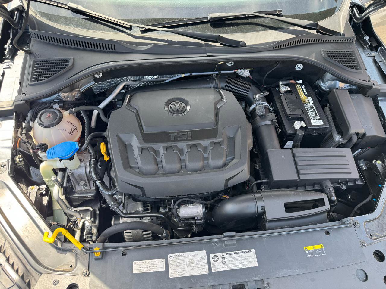 Used 2020 Volkswagen Passat 2.0T SE image 35
