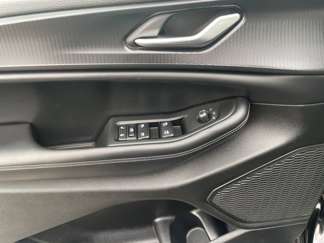 Used 2024 Jeep Grand Cherokee L Laredo image 20