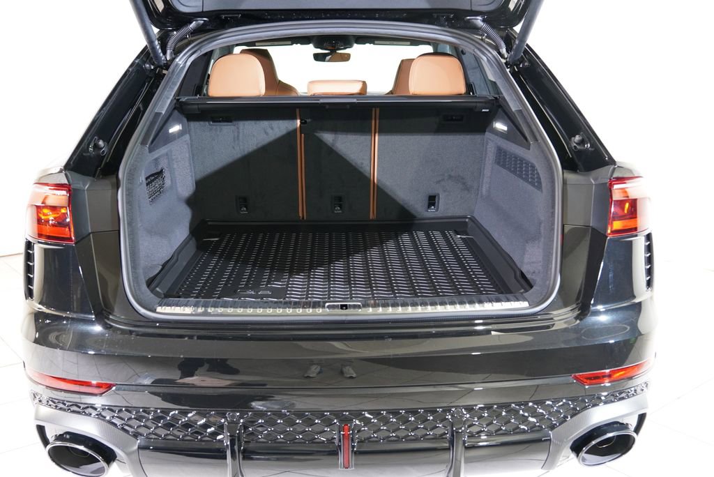 New 2026 Audi RS Q8 performance image 19