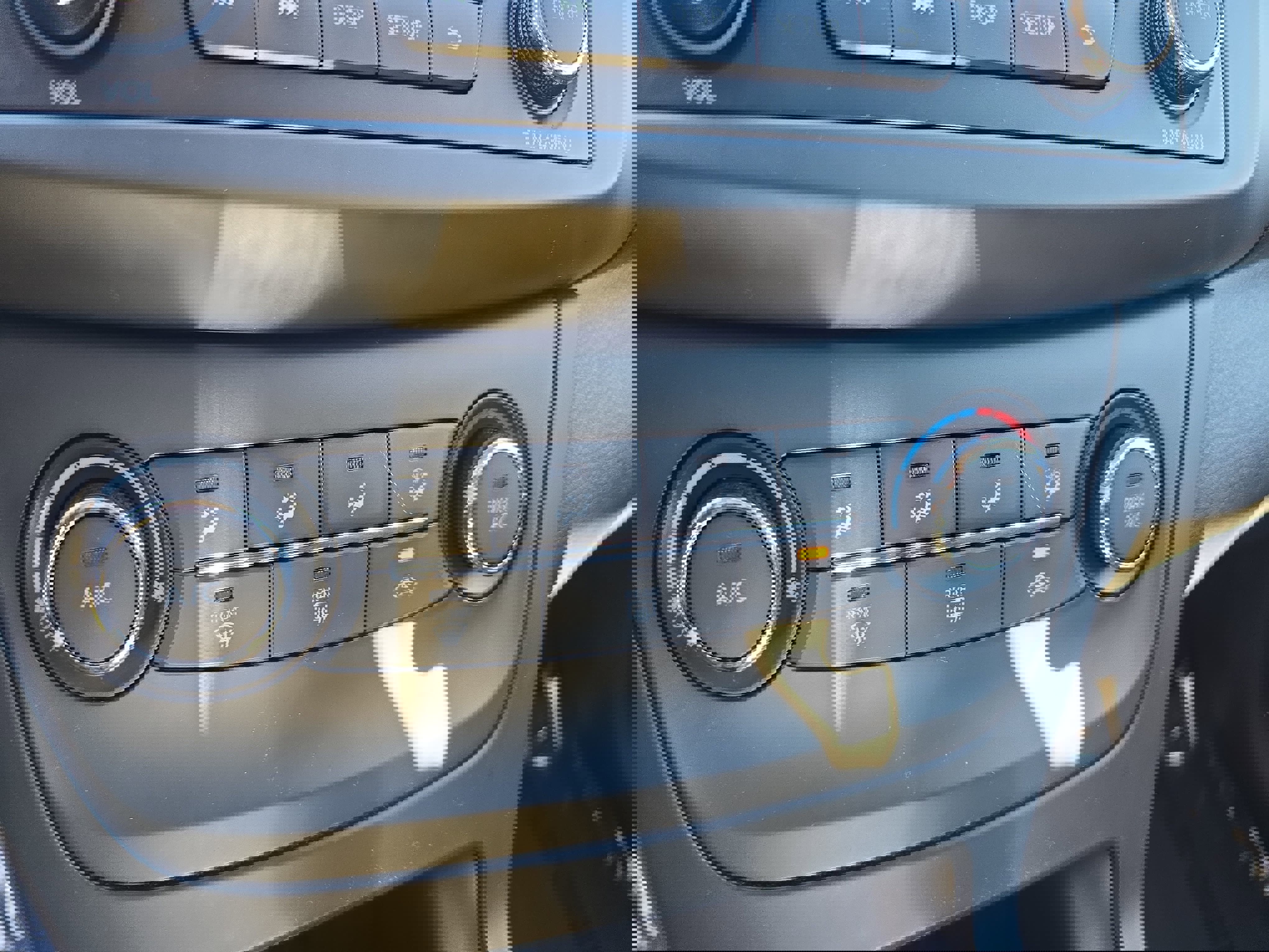 Used 2017 Nissan Sentra S image 20