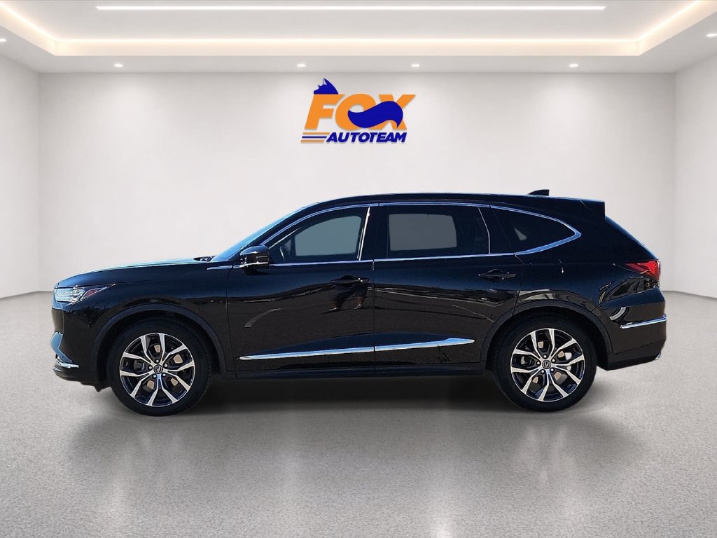 Used 2024 Acura MDX w/ Technology Package FWD image 2