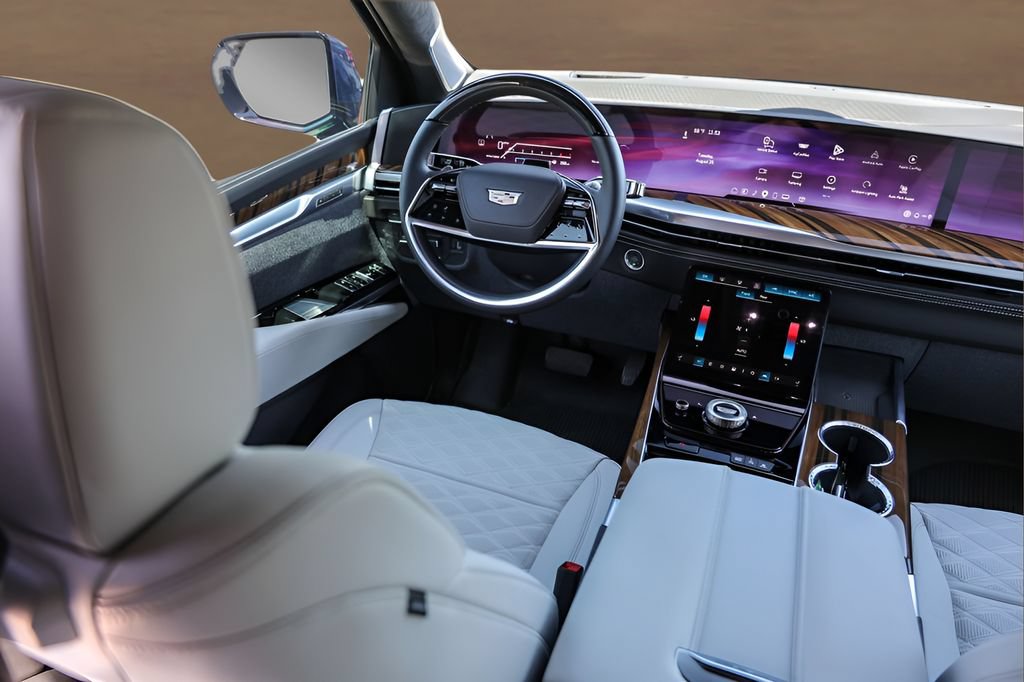 Certified 2026 Cadillac Escalade ESV Platinum Sport w/ LPO, ONYX Package AWD/4WD image 28