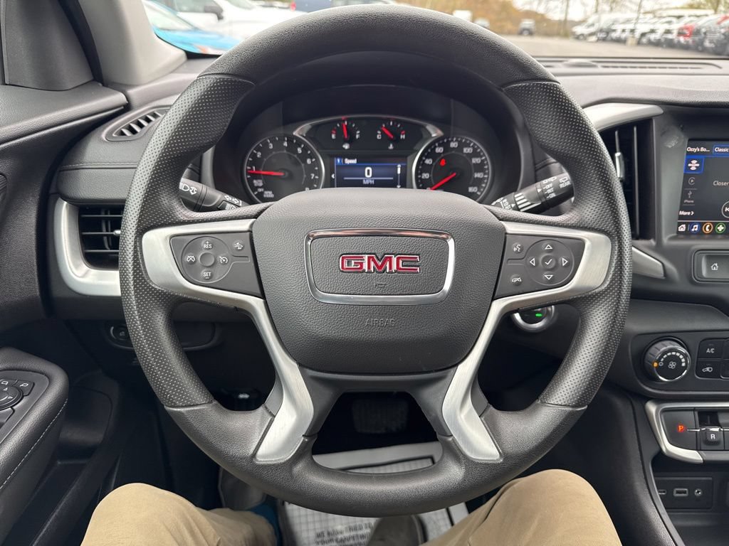 Used 2024 GMC Terrain SLE AWD/4WD image 21