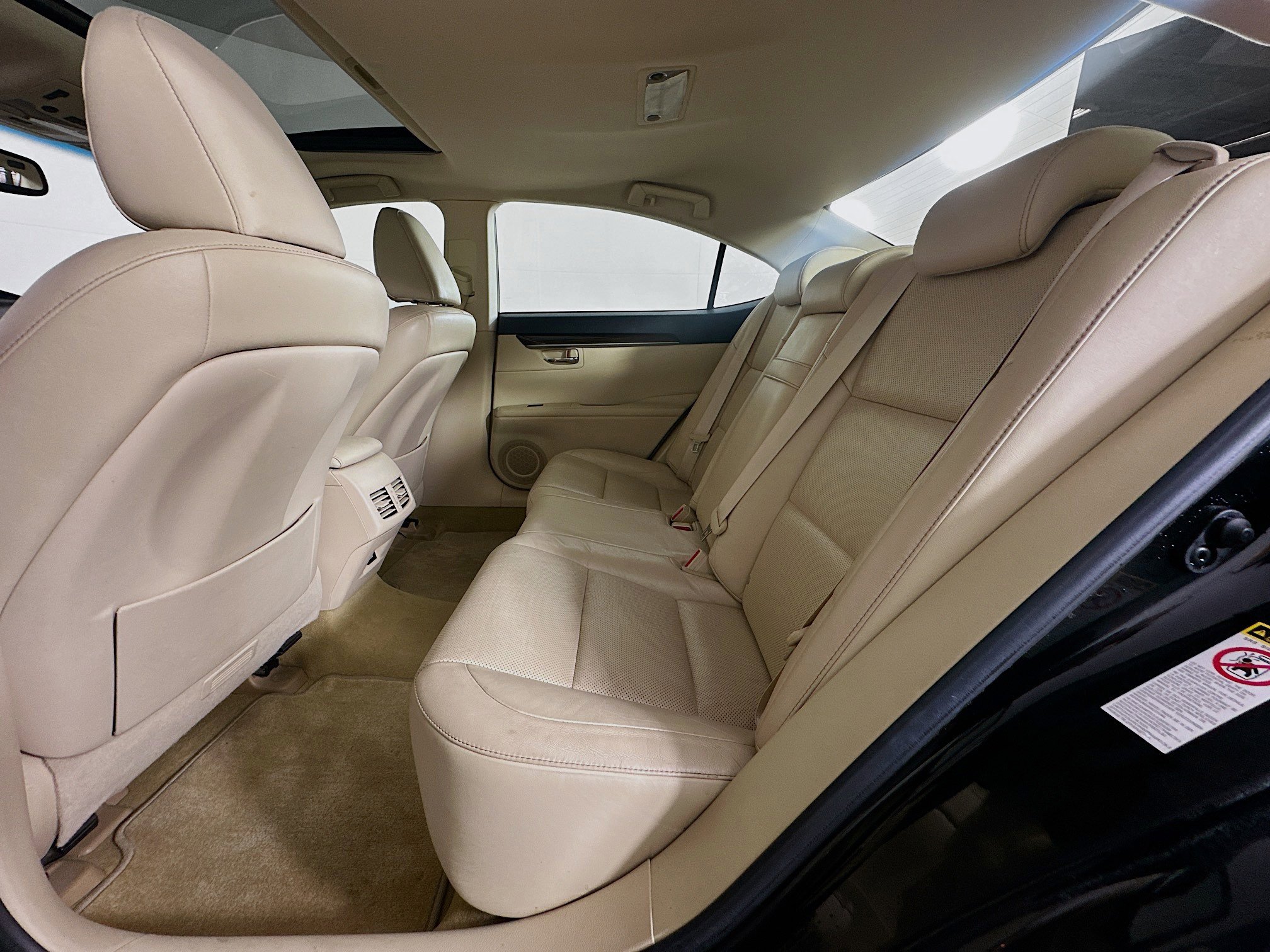 Used 2013 Lexus ES 350 w/ Luxury Pkg FWD image 28